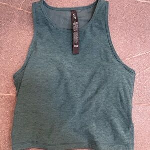 Vuori Green Fitted Crop Tank Top